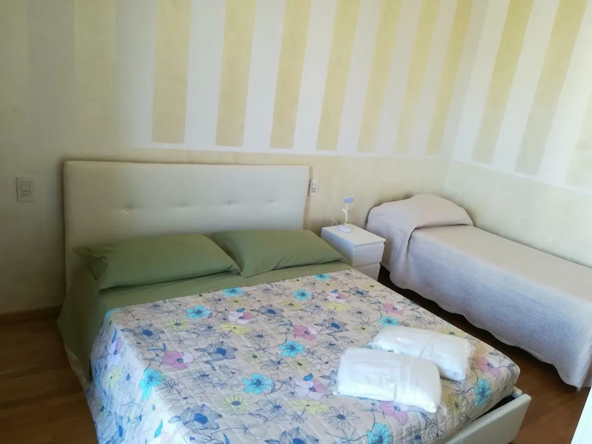 Idea Bed and Breakfast Bergamo 0*,