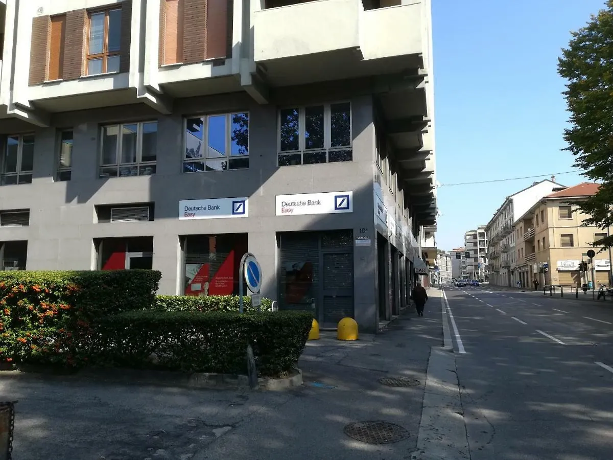 Idea Bed and Breakfast Bergamo 0*,  Italië