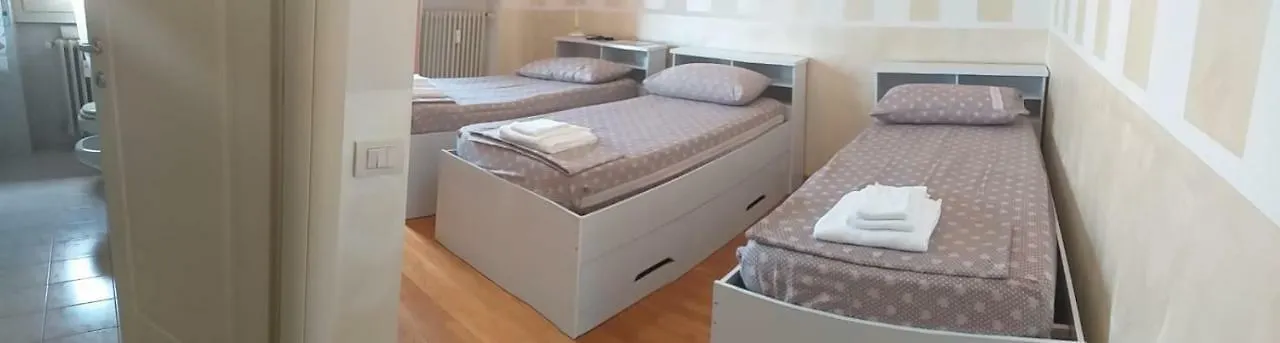 Idea Bed and Breakfast Bergamo 0*,